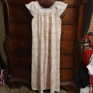 Vtg Pink Floral Cottagecore Nightgown sz Small